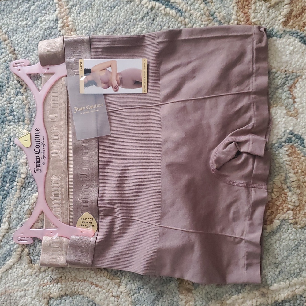 Juicy Couture Seamless Shaping Shorts Size L